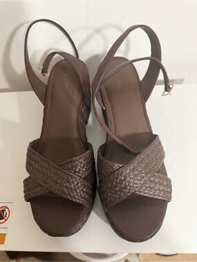 Old Navy Brown Woven Slingback Wedge Sandals NWOT